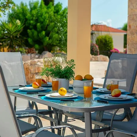 Citrus Villas - Three Bedroom Private Swimming Pool At Polis, Latchi Villa
