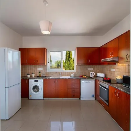 Villa Citrus Villas - Three Bedroom Private Swimming Pool At Polis, Latchi Polis