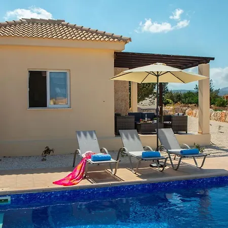 Citrus Villas - Three Bedroom Private Swimming Pool At Polis, Latchi Vilă