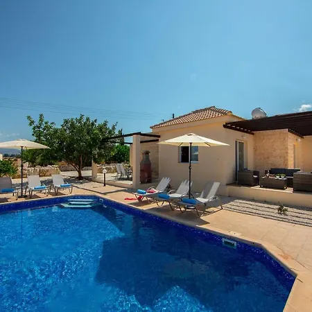 Citrus Villas - Three Bedroom Private Swimming Pool At Polis, Latchi Villa
