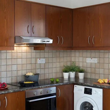 Citrus Villas - Three Bedroom Private Swimming Pool At Polis, Latchi Vilă *