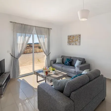 Citrus Villas - Three Bedroom Private Swimming Pool At Polis, Latchi Villa *