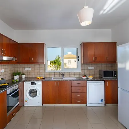 Citrus Villas - Three Bedroom Private Swimming Pool At Polis, Latchi *