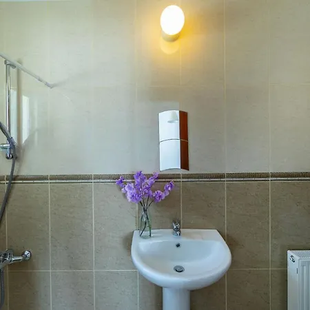 Citrus Villas - Three Bedroom Private Swimming Pool At Polis, Latchi Polis