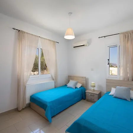 Citrus Villas - Three Bedroom Private Swimming Pool At Polis, Latchi
